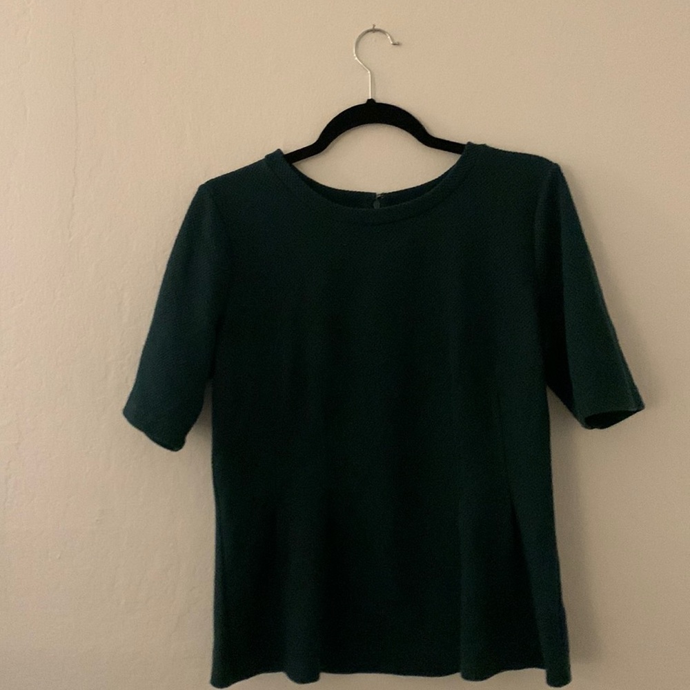 Ann Taylor green fitted peplum top